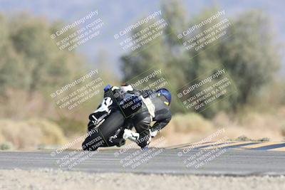 media/Oct-04-2025-CVMA (Sat) [[408bcdd6e4]]/Race 13-Amateur Supersport Open/